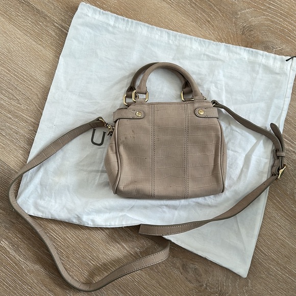 Uterque cream suede crossbody - Picture 2 of 4